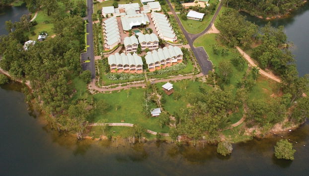 Tinaroo Lake Resort - Foto 3, Entrada interior