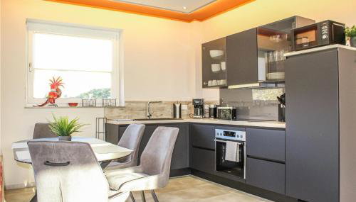 2 Bedroom Gorgeous Apartment In Burgen - Foto 5