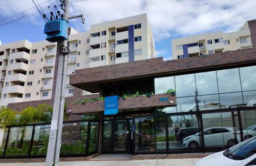 Apto 2 quartos com ar, piscina e varanda I 6 min praia Aruana - Foto 32