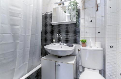 Charmant studio avec terrasse, Gare à 200m et parking gratuit - Foto 22