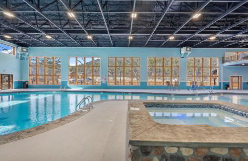 New Cabin at Tall Timbers! Free Tickets! Indoor and Outdoor Pools! - Foto 44