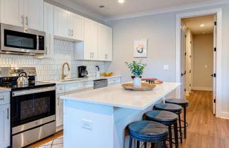 Mesmerize Melrose - 5 Mins to Broadway - Rooftop Deck - Foto 10