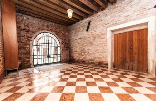 Elegant apartment with LIFT in historical 1600 Palace, a few min walk from San Marco Square - Foto 47
