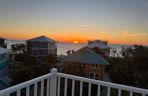 Coconut Castaway - Ocean Views, Walk to Beach, Golf Cart, Club Pool - Photo 31