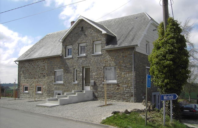 Group House With 3 Apartment for Family - Foto 1