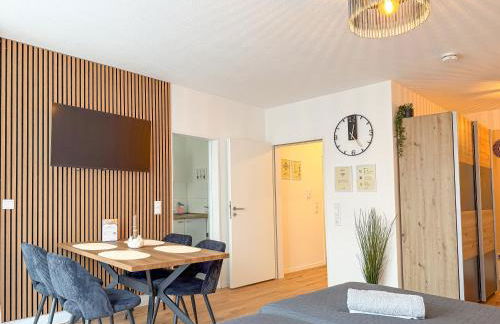 MOIN Apartments - Studio mit Balkon & Parkplatz, Wifi und TV - Foto 12