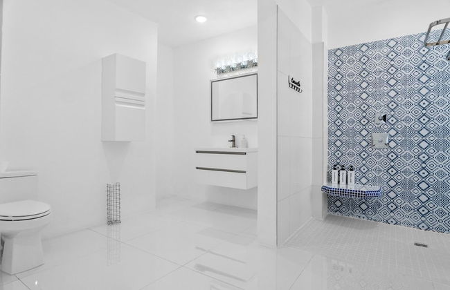 The W Villa 5 B R Oceanfront w Staff - Photo 68