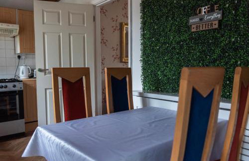Cosy Inn near Luton Station, Mall and Luton Airport 10 Min - Foto 6