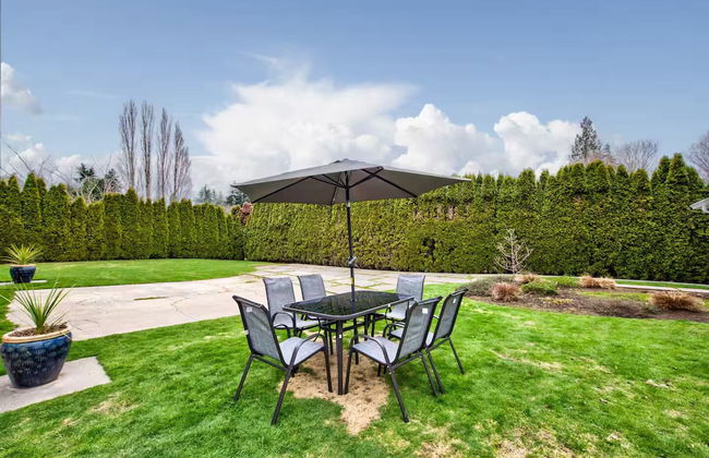 Joyful Kirkland Home, Near Beach, Hot Tub & AC - Photo 38