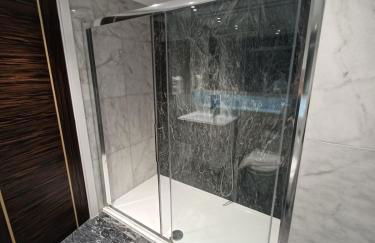 Buckingham Palace Residences by Aeria Apartments - Foto 47