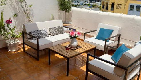 BANUS HAUSE Marbella - Photo 2