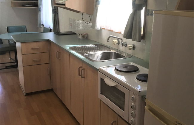 Junee Tourist Park - Photo 40