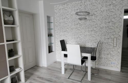 Moderne Wohnug mit Terrasse - Foto 3