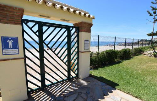 Las Mimosas - Photo 1