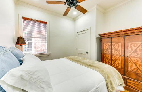 Charming Louisiana Getaway with Furnished Balcony! - Foto 18