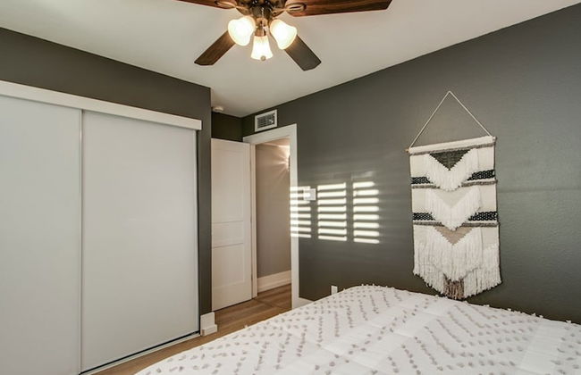 Relaxing 4 Bdrm Retreat in the Heart of Scottsdale - Foto 3