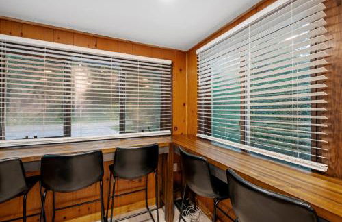 Intimate Cabin Private Dock - Photo 24