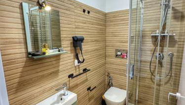 Tito House - Foto 2, Shower