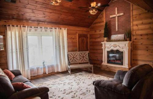 Southern Comfort Retreat with a private hot tub - Foto 47