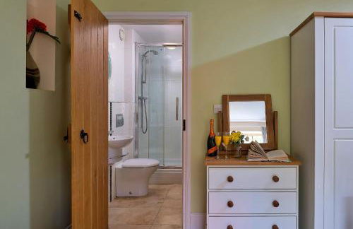 Finest Retreats - Skyview Lodge - Photo 28