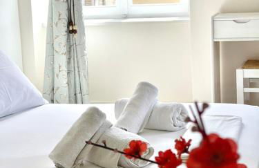 Xenias Rooms Apartments - Foto 4