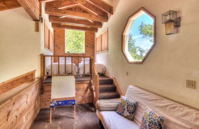 Northwoods Hangout Near Tahoe Donner - Foto 26