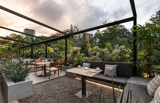 York Luxury Suites Medellín - Photo 67