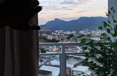 2 Quartos mais Piscina com Vista para o Cristo - Foto 40