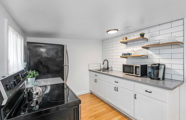 Walk to the waterfront The Hobbit House - Foto 2