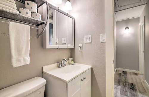 Bright Jonestown Retreat with Yard and Porch! - Foto 18