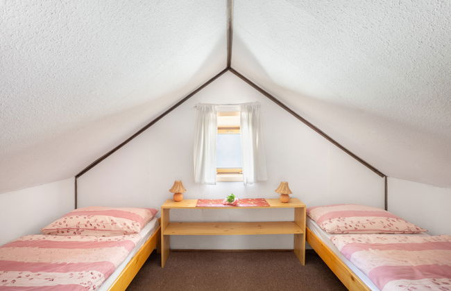 Lhotka nad Bečvou - Foto 6