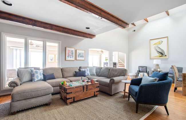 Lighthouse by Avantstay Beachfront View Home w Pool Table Ping Pong - Foto 9