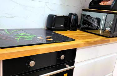 Lumineux 2 pièces vue montagne au pied des pistes avec parking privé - Foto 9