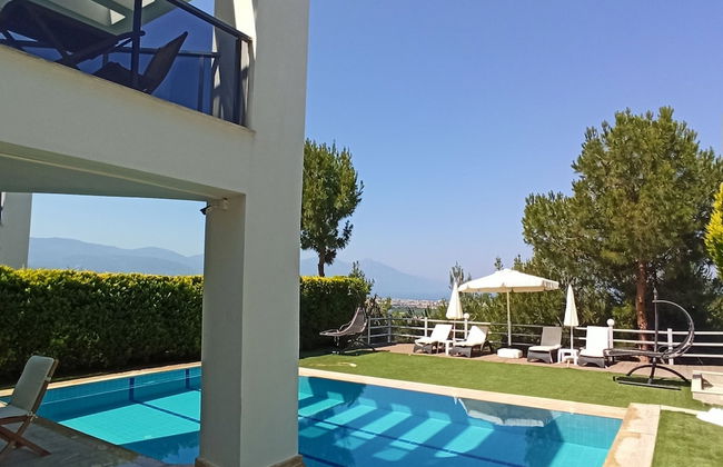 Exclusive Villas - Photo 2