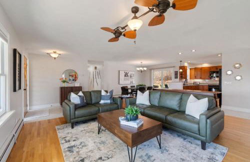 High-End Finger Lakes Escape - Expansive Game Room, Cozy Firepit, & Scenic Views - Foto 14