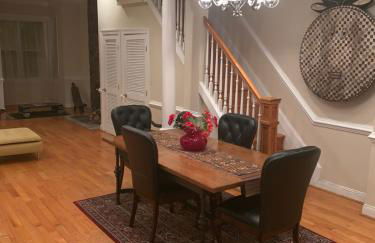 Bloomingdale Beauty near Union Station - Foto 17