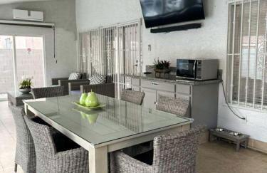 3BR - 3BA w Pool & BBQ -15 Mins to Strip & Airport - Foto 31