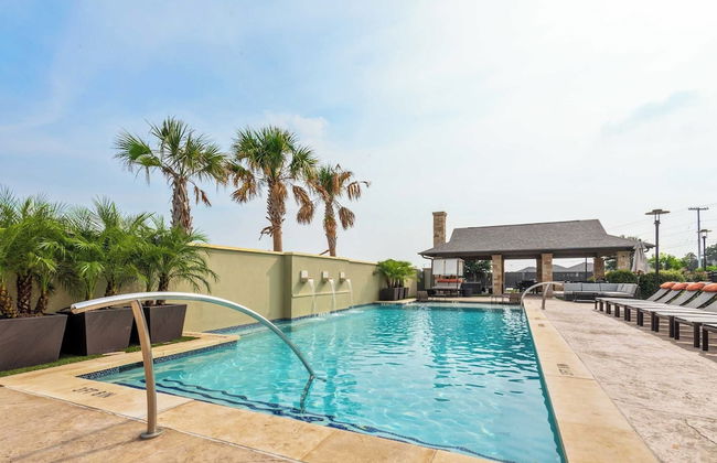 Westpointe Drive Apartments by Landing - Photo 31