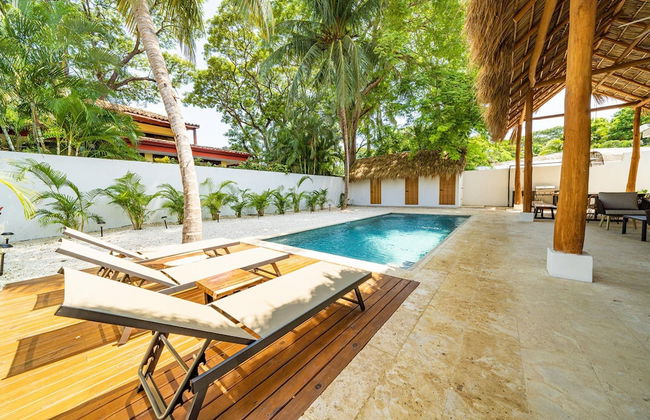 Tropical Brand new 4 BR gem in Potrero Near Beach - Casa Marzo - Photo 19