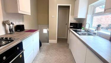 4 BDRM very spacious apartment - Foto 4