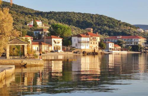 Epavli Sofia' s two Apartments in Horto, 30m from the sea - Foto 62