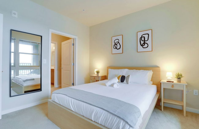 Huntington Apartments near Huntington Metro - We Host - Photo 22