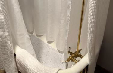 Myrtle Cottage Guest House in West Salem - Foto 18