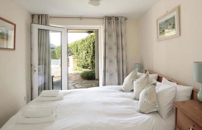 Green Door - Venus - Photo 2