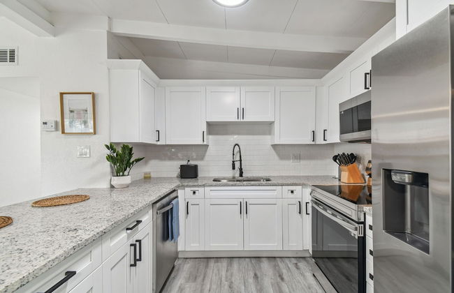 Coastal Bliss 3BR Gem Near MacDill AFB - Foto 12