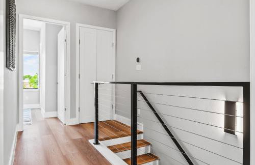 Stunning New Modern Magnolia Townhome - Foto 28