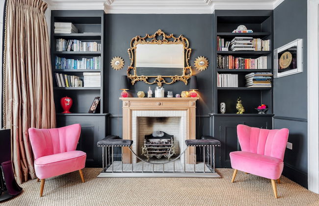 Exquisite Designers Abode - Photo 16