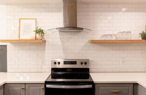 Styled, cozy residential retreat near town center - Foto 3