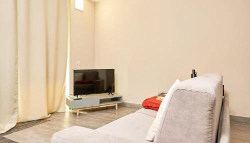 Tra la Rocca e il Lago - Photo 5