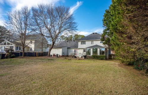 2 Story Home With Sunroom & Cozy Deck Close To KSU - Foto 32